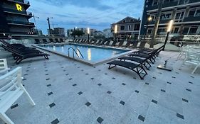 Maya Apartament Nord10 By Alezzi Parking&Pool